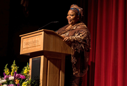Alumna Honors Mother for Encouraging Her to Travel